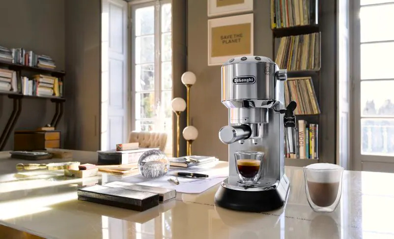 8 Best Coffee Makers w/ Frothers (2023 Picks): Find the Perfect Machine for Your Home!