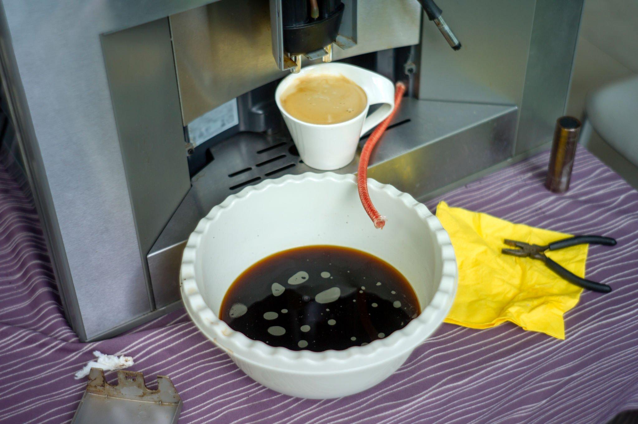 Clean Nespresso Machine With Vinegar: Get Coffee Maker Smelling Fresh Again!
