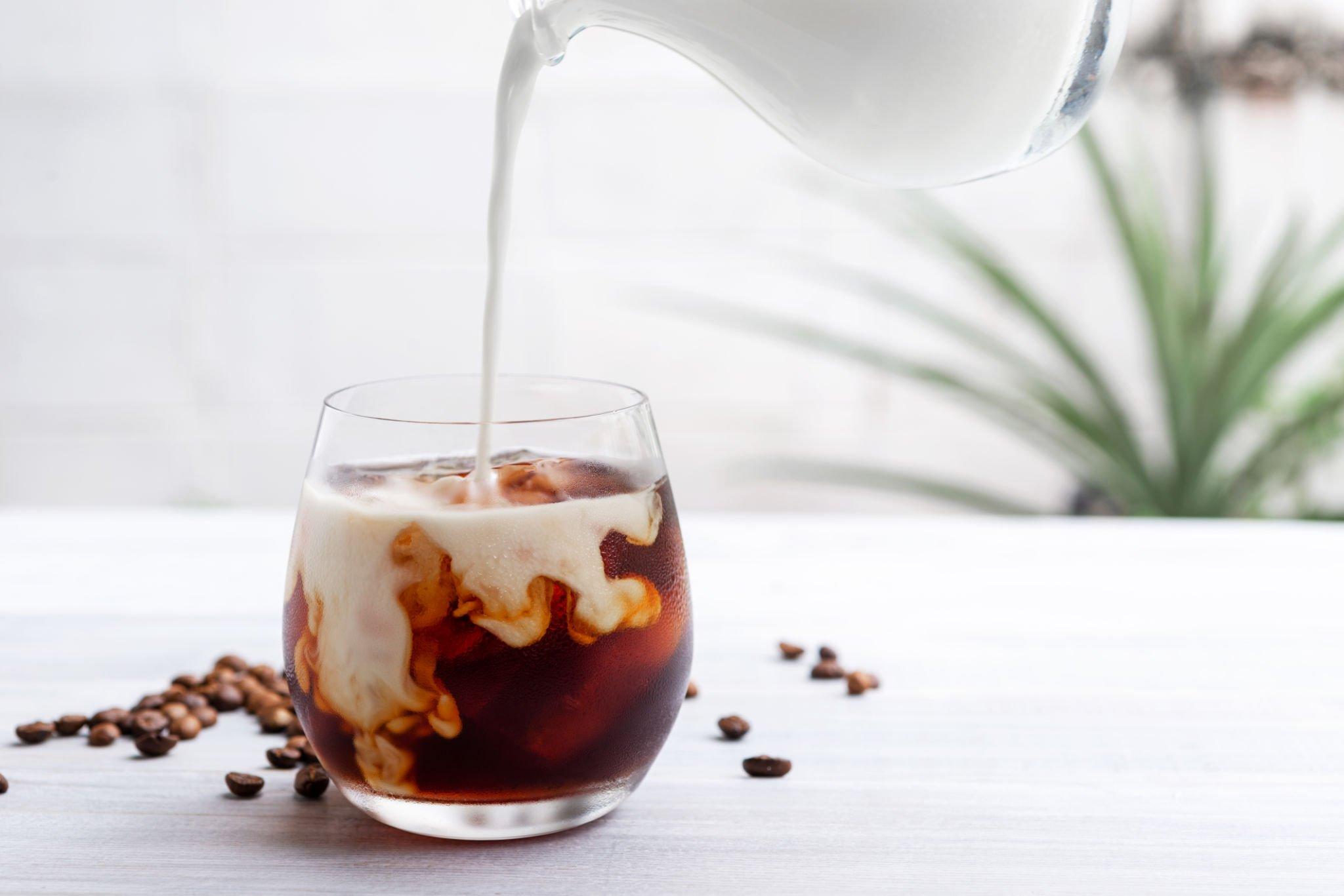 What's the diff: Cold Brew vs Iced Coffee? Learn the differences & which is best for you.